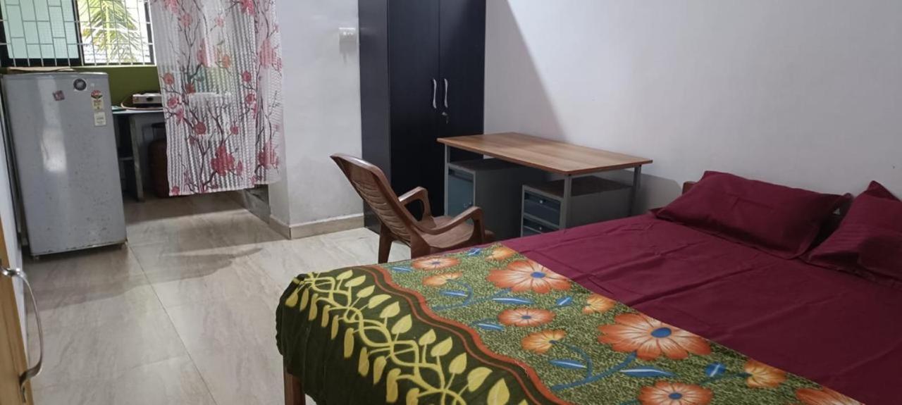 Hotel Hare Krishna à Arambol Extérieur photo