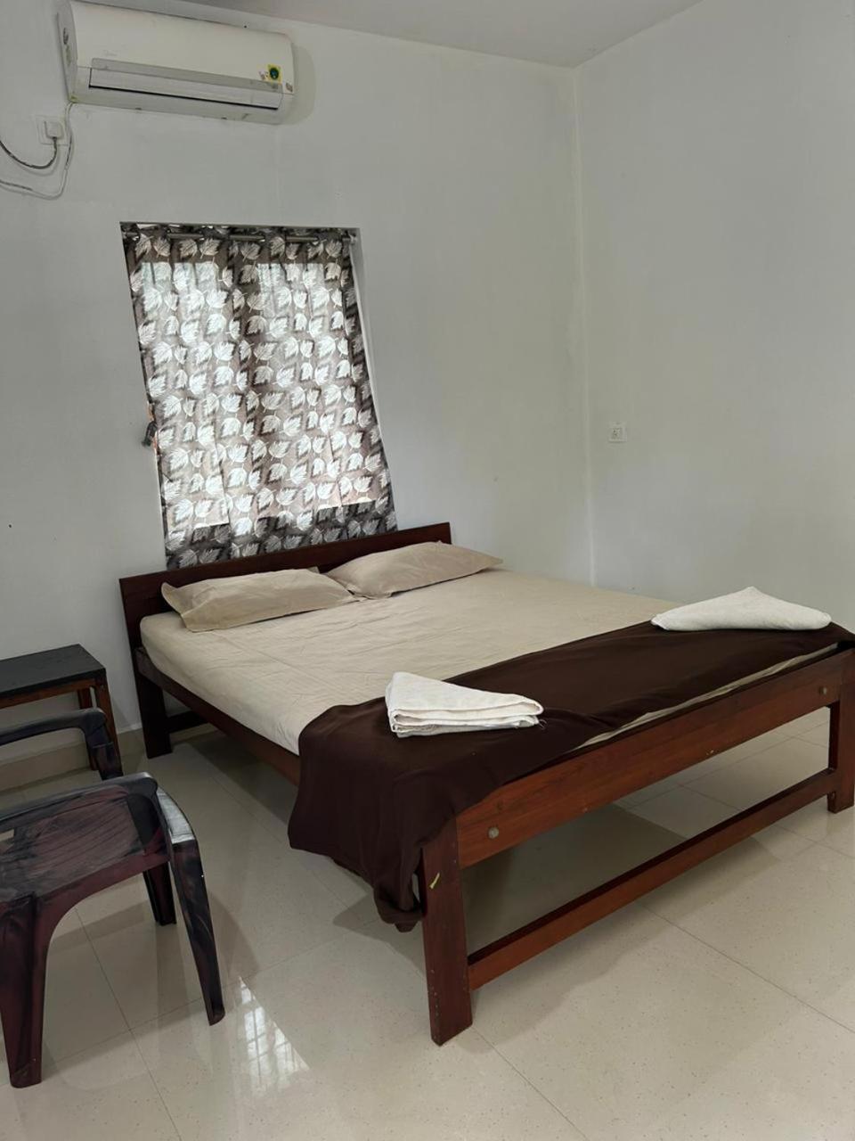 Hotel Hare Krishna à Arambol Extérieur photo