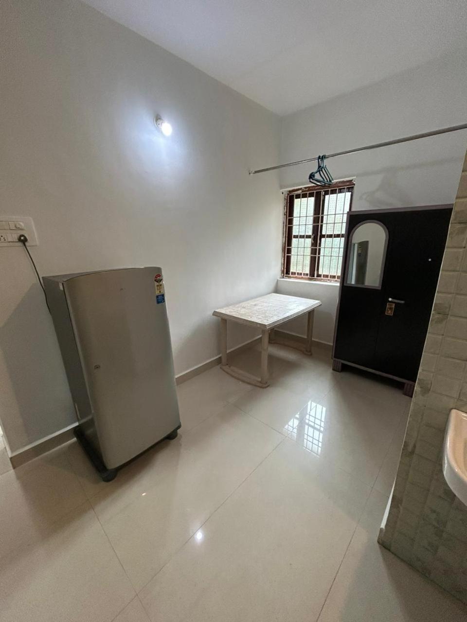 Hotel Hare Krishna à Arambol Extérieur photo